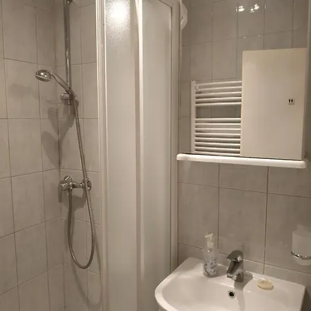 Lido Apartman *